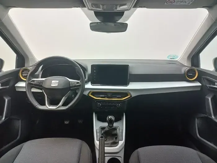 Usado Seat Arona Style 115 CV (84 kW) 2025 Negro SUV