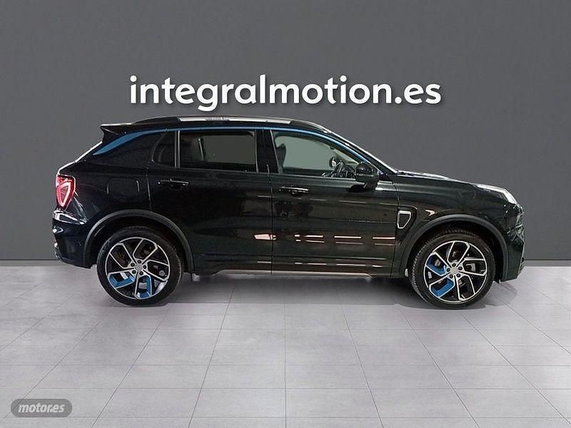 Usado Lynk & Co 01 261 CV (191 kW) 2022 Negro SUV