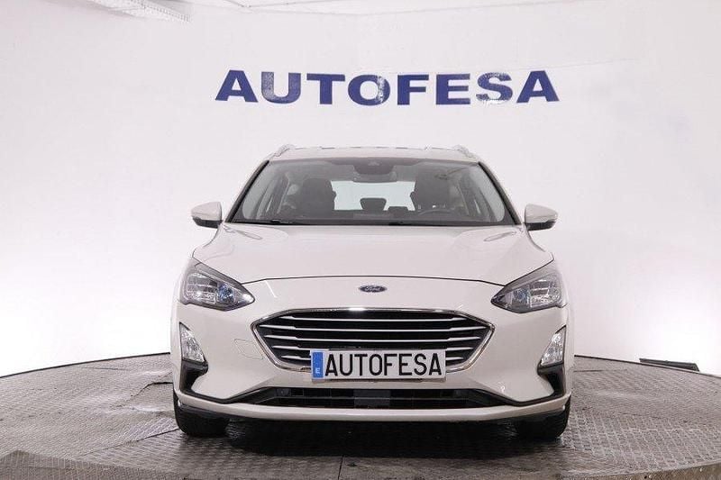 Begagnad Ford Focus Trend 120 HK (88 kW) 2020 Vit Kombi