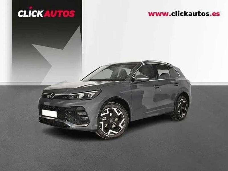 Usado VW Tiguan R-line 150 CV (110 kW) 2024 Gris SUV