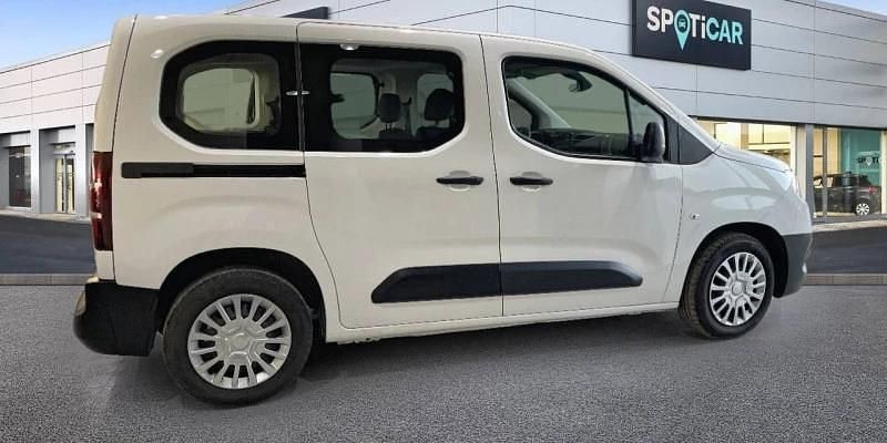 Usado Toyota Proace Verso City 102 CV (75 kW) 2021 Blanco Familiar