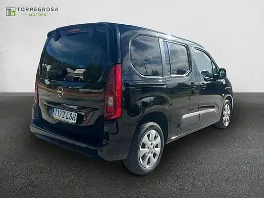Usado Opel Combo Life Elegance 102 CV (75 kW) 2021 Monovolumen