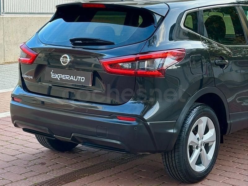 Usado Nissan Qashqai Acenta 115 CV (84 kW) 2018 Negro SUV