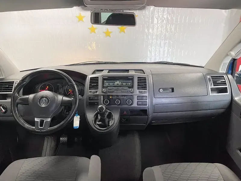 Usado VW Multivan Comfortline 114 CV (83 kW) 2013 Azul Monovolumen