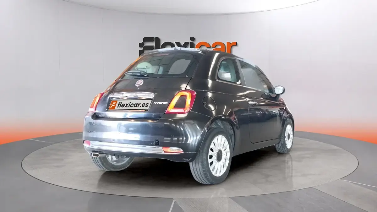 Usado Fiat 500 Dolcevita 71 CV (52 kW) 2022 Negro Berlina