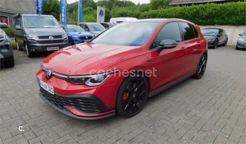 Rojo Usado 2024 VW Golf VIII GTI Clubsport Berlina | 36.990 € (Super precio) - Imagen 1/4