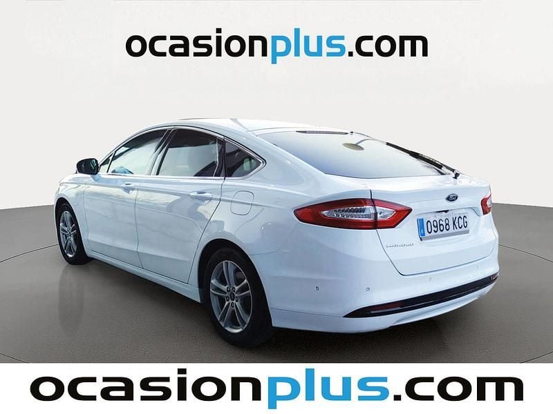 Usado Ford Mondeo Titanium 160 CV (117 kW) 2017 Blanco Berlina