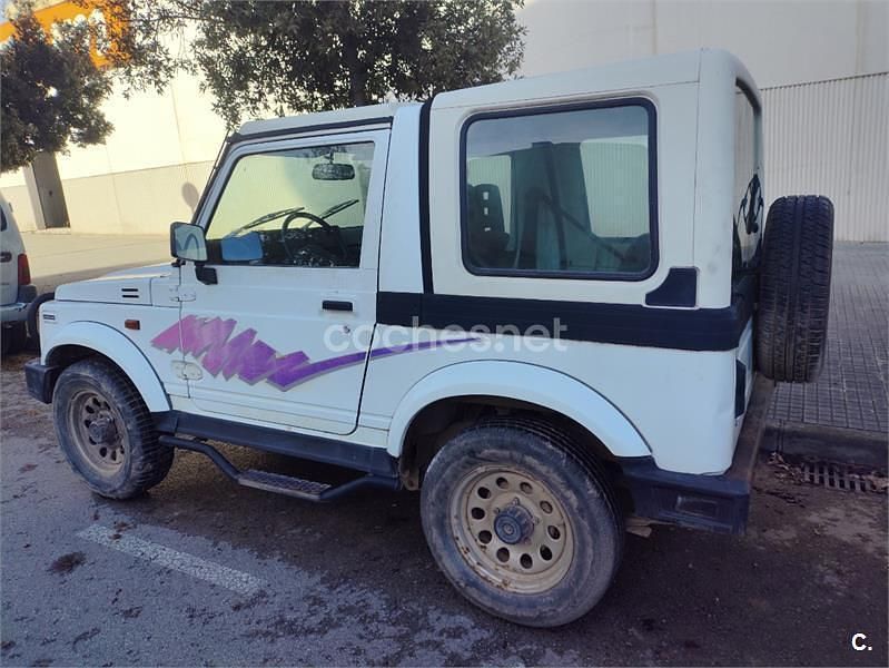 Usado Suzuki Samurai 69 CV (50 kW) 1995 Blanco SUV