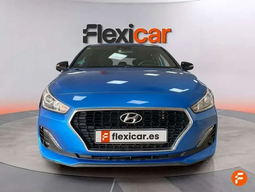 Usado Hyundai i30 GO! 120 CV (88 kW) 2018 Azul Familiar
