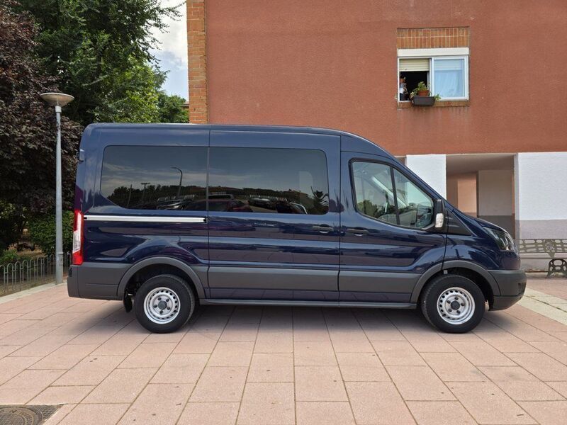 Usado Ford Transit Trend 130 CV (95 kW) 2019 Azul Berlina