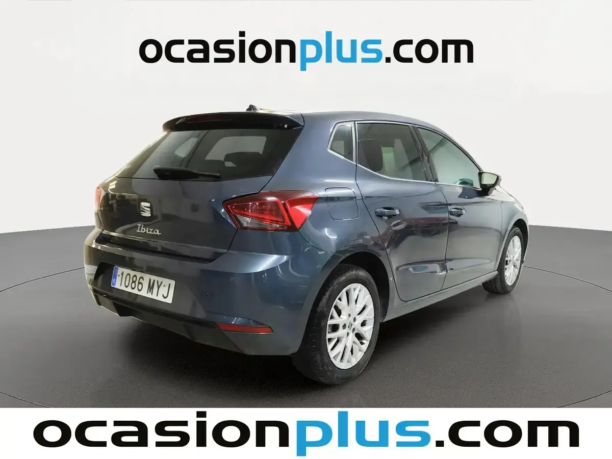 Usado Seat Ibiza XCELLENCE 116 CV (85 kW) 2025 Gris Utilitario
