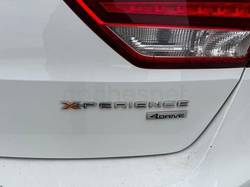 Usado Seat Leon 4Drive 150 CV (110 kW) 2015 Blanco Familiar