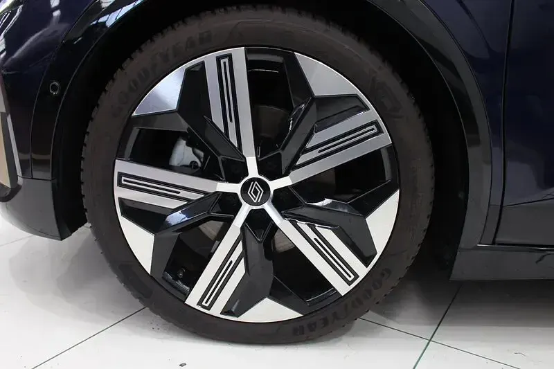 Usado Renault Mégane Iconic 161 kW (219 CV) 2022 Azul Berlina