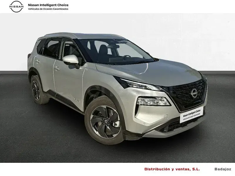 Usado Nissan X-Trail N-Connecta 204 CV (150 kW) 2025 Gris / plata SUV