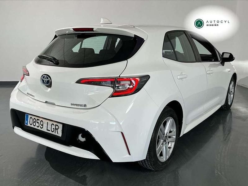 Usado Toyota Corolla Active 122 CV (89 kW) 2020 Blanco Familiar