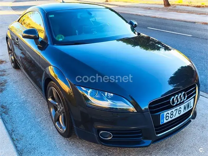 Usado Audi TT 160 CV (117 kW) 2012 Gris / plata Coupe