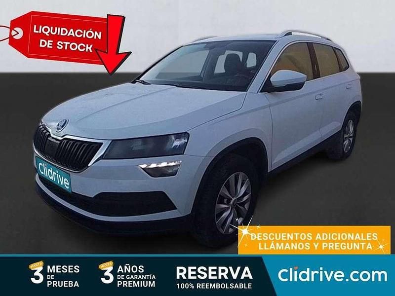 Usado Skoda Karoq Ambition 116 CV (85 kW) 2021 Blanco SUV