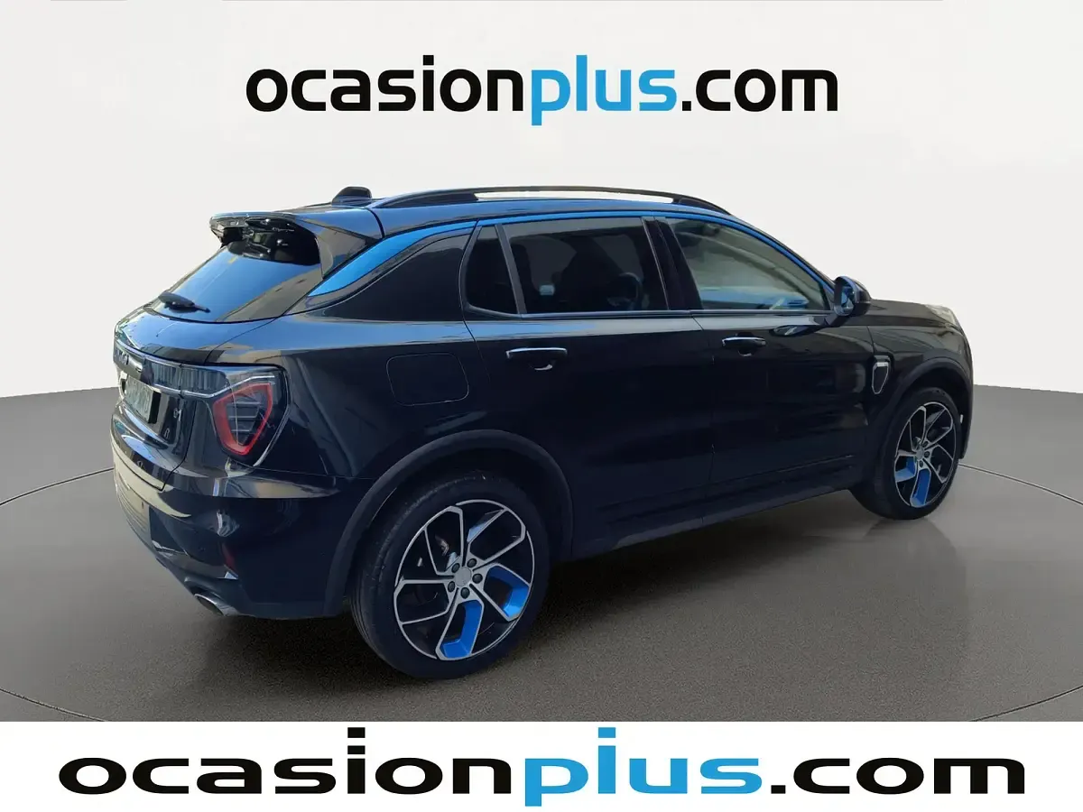Usado Lynk & Co 01 261 CV (191 kW) 2023 Negro SUV