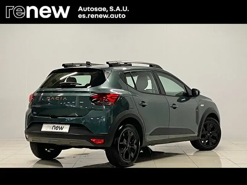 Usado Dacia Sandero Extreme 91 CV (66 kW) 2024 Verde Berlina