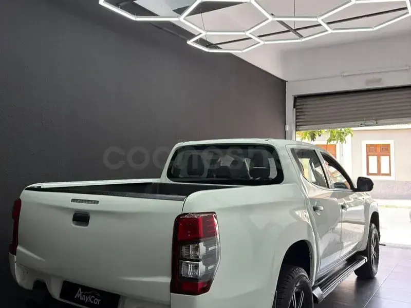 Usado Mitsubishi L200 150 CV (110 kW) 2020 Blanco Pickup/Camioneta