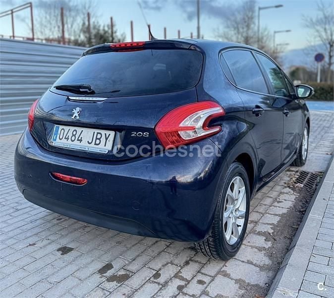 Usado Peugeot 208 Style 82 CV (60 kW) 2015 Azul Utilitario
