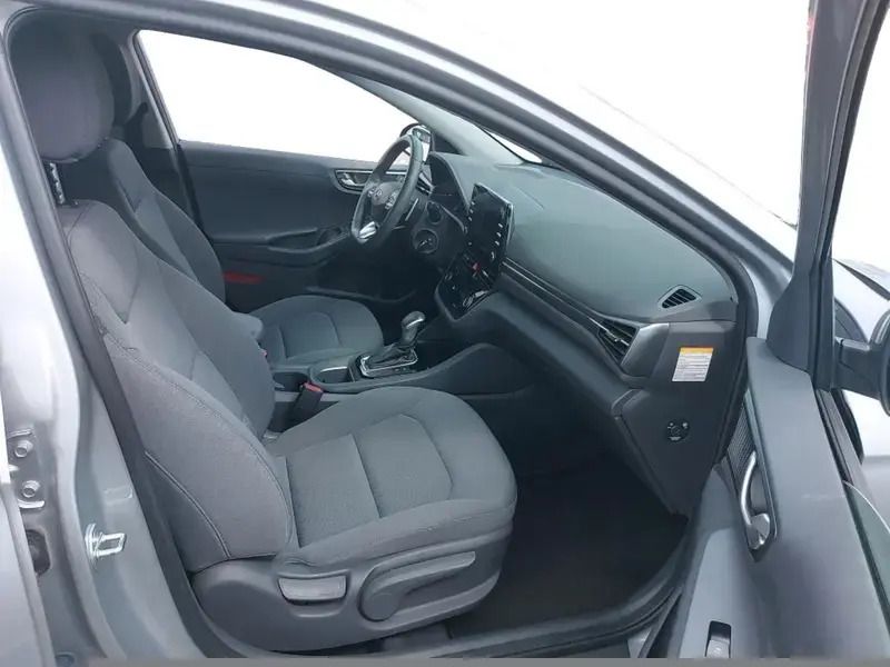 Usado Hyundai Ioniq 104 CV (76 kW) 2021 Gris/plata Utilitario
