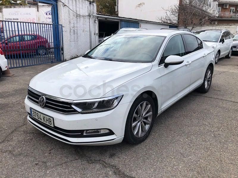 Blanco Usado 2018 VW Passat Sportline Berlina | 9500 € (Buen precio) - Imagen 1/4