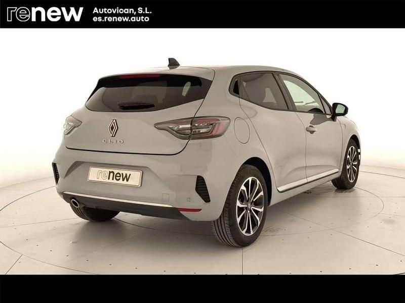Usado Renault Clio V Techno 101 CV (74 kW) 2025 Gris Berlina
