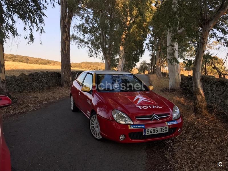 Rojo Usado 2002 Citroën Xsara Coupe | 9500 € - Imagen 1/4