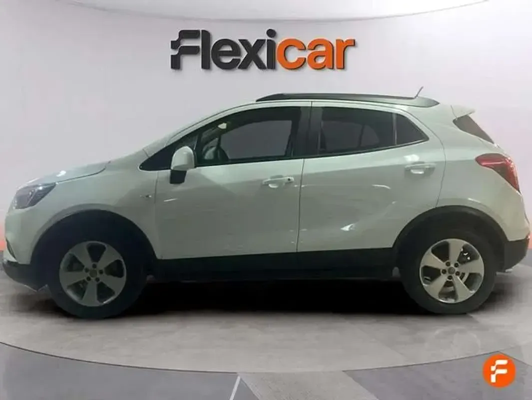 Usado Opel Mokka Selective 136 CV (100 kW) 2019 Blanco SUV