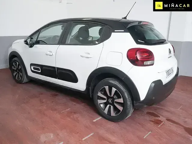 Usado Citroën C3 Feel 102 CV (75 kW) 2021 Blanco Utilitario