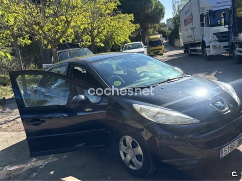Negro Usado 2009 Peugeot 207 Berlina | 3400 € (Precio justo) - Imagen 1/1