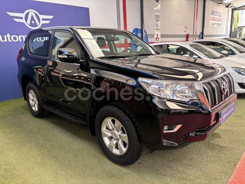 Negro Usado 2019 Toyota Land Cruiser SUV | 44.900 € (Caro) - Imagen 1/4