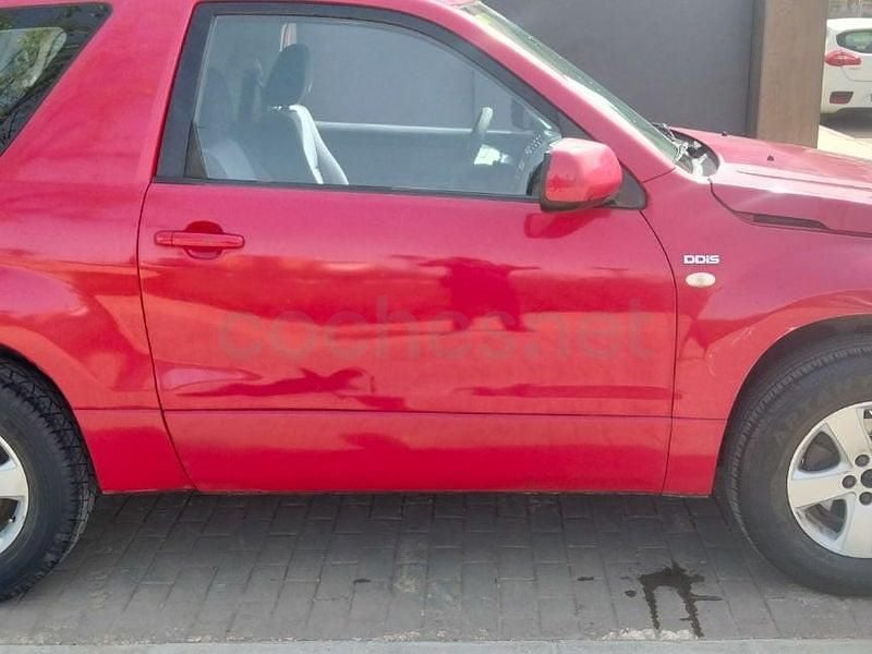 Usado Suzuki Grand Vitara 129 CV (94 kW) 2008 Rojo SUV