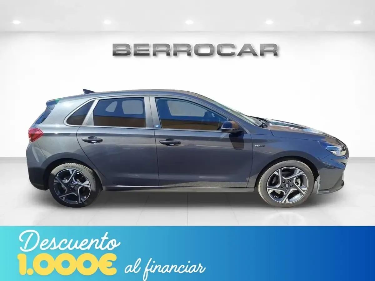 Usado Hyundai i30 N Line 120 CV (88 kW) 2024 Gris