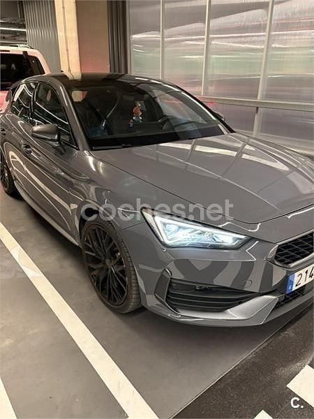 Usado Cupra Leon VZ 245 CV (180 kW) 2024 Gris / plata Berlina
