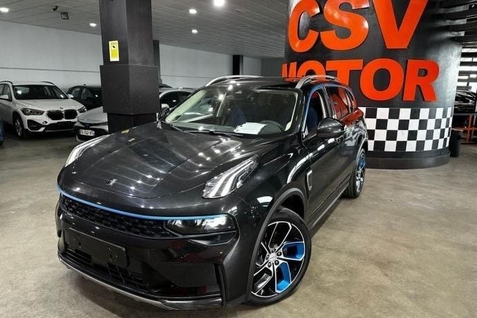 Negro Usado 2023 Lynk & Co 01 SUV | 21.450 € (Precio justo) - Imagen 1/4