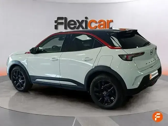 Usado Opel Mokka-e GS Line 100 kW (136 CV) 2022 Blanco SUV