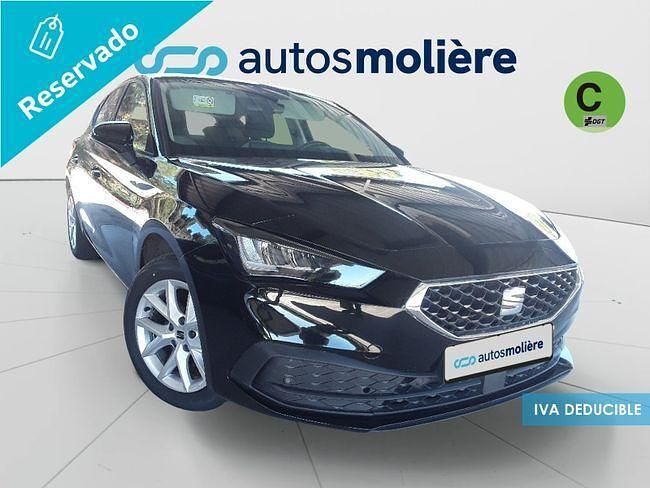 Usado Seat Leon Style 116 CV (85 kW) 2024 Negro