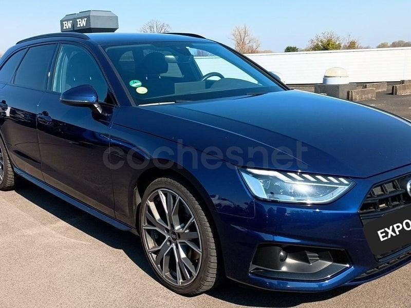 Usado Audi A4 163 CV (119 kW) 2022 Azul Familiar