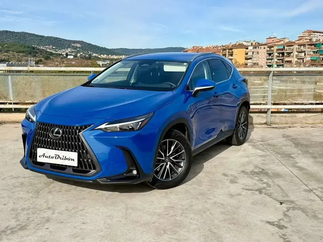 Usado Lexus NX350h Executive Line 243 CV (178 kW) 2024 Azul SUV