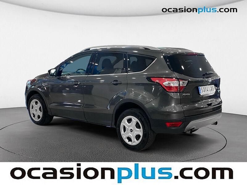 Usado Ford Kuga Trend 150 CV (110 kW) 2017 Gris SUV