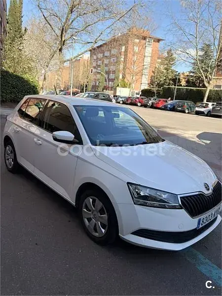 Usado Skoda Fabia Ambition 75 CV (55 kW) 2019 Blanco Utilitario