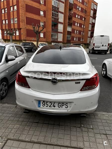 Usado Opel Insignia Cosmo 220 CV (161 kW) 2009 Blanco Berlina