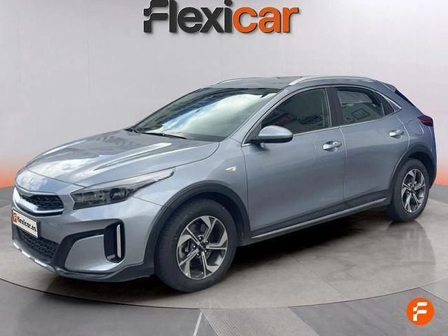 Usado Kia XCeed 160 CV (117 kW) 2023 Gris / plata SUV