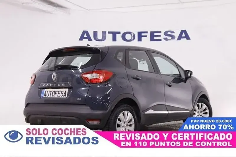 Usado Renault Captur Intens 90 CV (66 kW) 2014 Gris / plata SUV