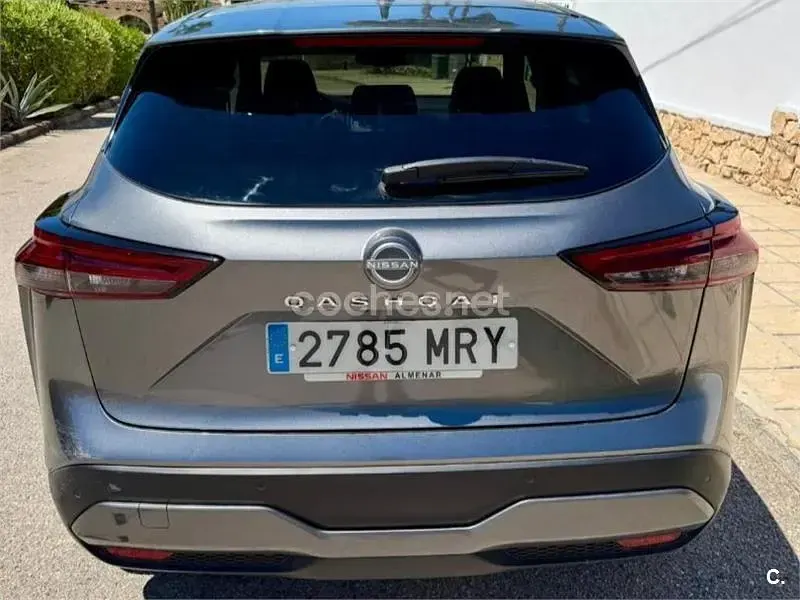 Usado Nissan Qashqai 158 CV (116 kW) 2024 Gris / plata SUV