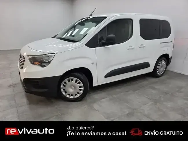 Usado Opel Combo Edition 100 CV (73 kW) 2020 Blanco Monovolumen
