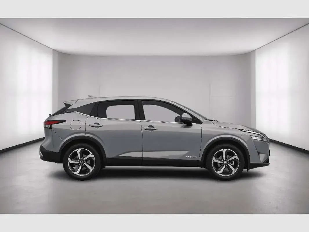 Usado Nissan Qashqai N-Connecta 190 CV (139 kW) 2023 Gris SUV
