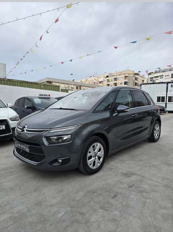 Gris Usado 2015 Citroën C4 Feel Utilitario | 7650 € (Precio justo) - Imagen 1/4